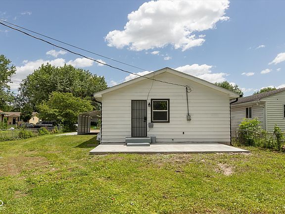 3rd image of 2824 Dietz St