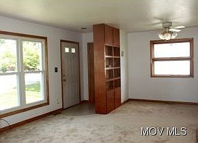3rd image of 3404 Plum St
