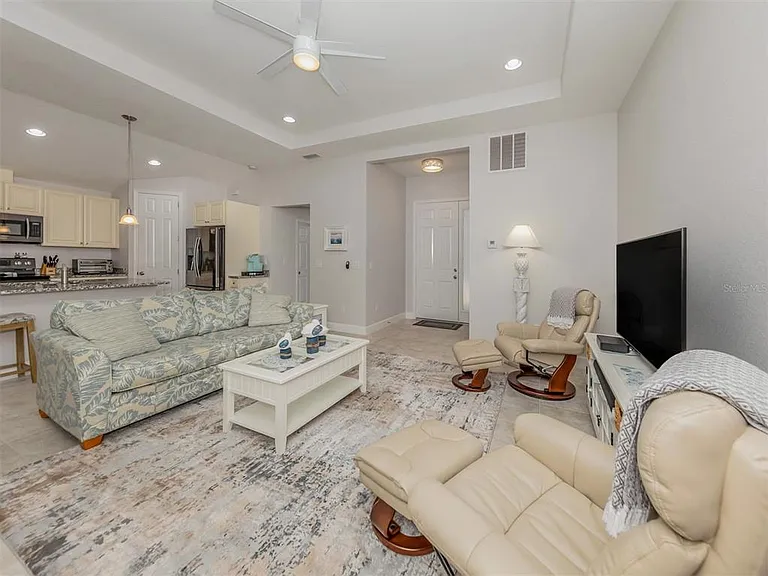 236 Holly Rd — Photo 13