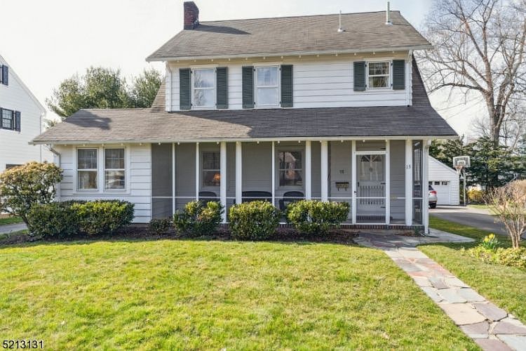 1st image of 15 Cherry Ln