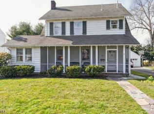 15 Cherry Ln, Caldwell, NJ 07006