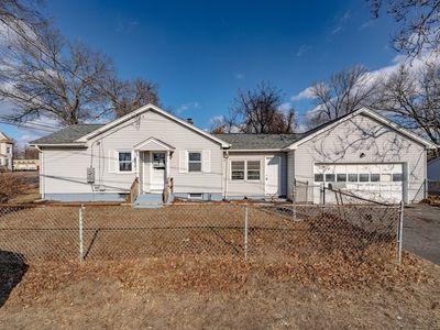 827 Berkshire Ave, Springfield, MA, 01151