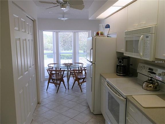 5th image of 841 Waterside Dr Unit 203