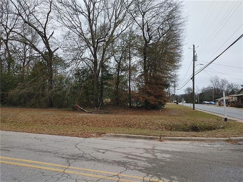 2nd image of 0 Meadowlane Dr