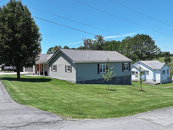 4th image of 207 Stinson Dr