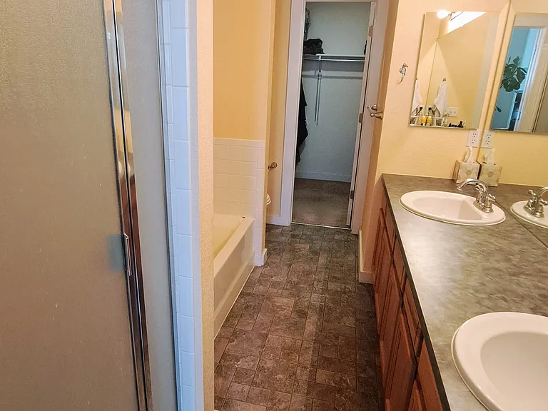 2593 Stonewall Ln — Photo 9