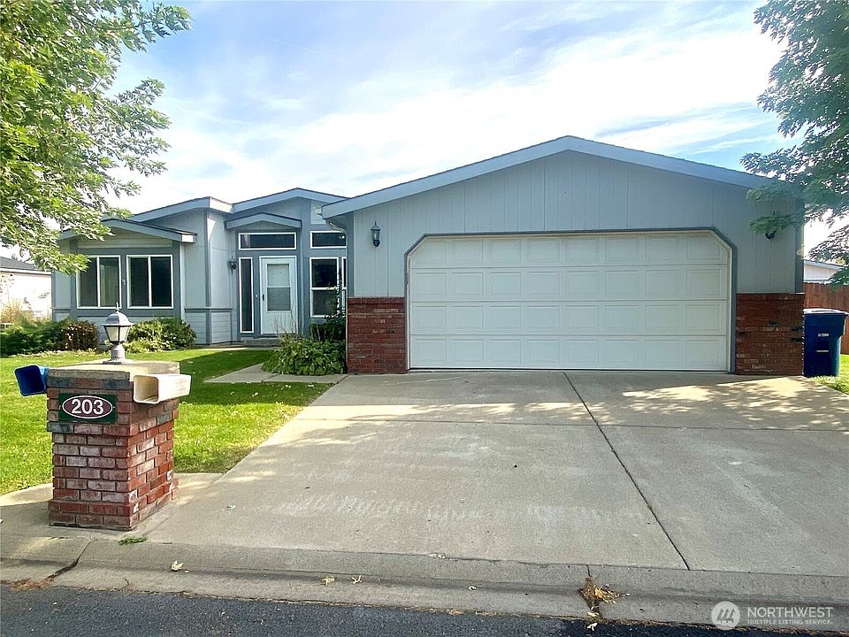 1st image of 1100 S Rosewood Drive #203