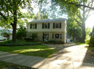 357 S Wright St, Naperville, IL 60540
