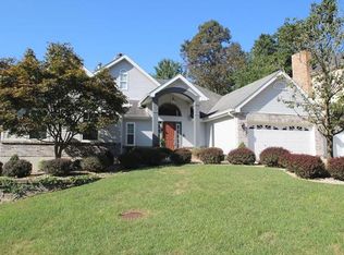 5975 Summerhedge Pl, Saint Louis, MO 63128