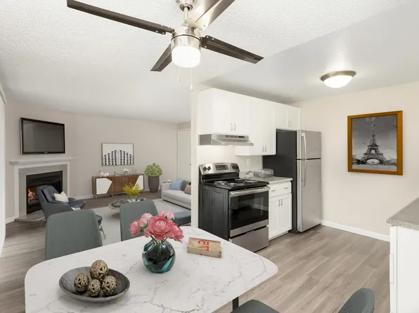 Astoria, 5700 23rd St E, Tacoma, WA 98424