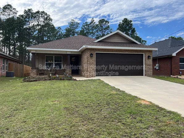 2965 N 14th Ave, Milton, FL 32583