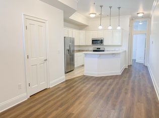 211 N Thompson Ave APT 10, Fayetteville, AR 72701
