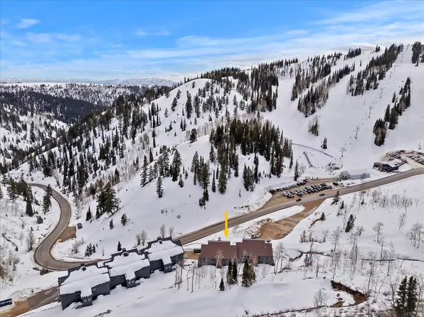 6560 N Wolf Creek Dr #2D, Eden, UT 84310