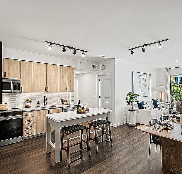 Apartment for Rent — Photo 3
