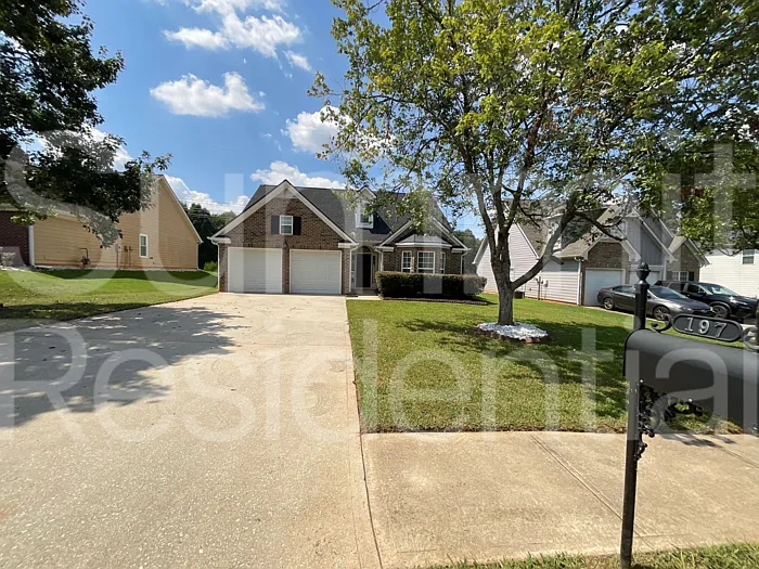 197 Summit View Dr