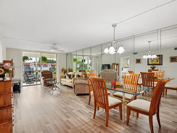 4th image of 9420 S Hollybrook Lake Dr APT 302