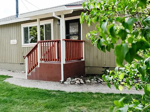 319 Island Rd, Etna, CA 96027