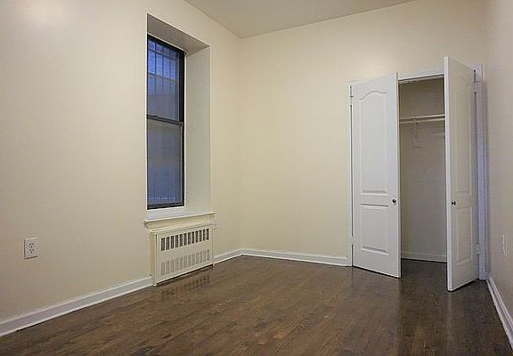 5th image of 226 W 122nd St #1B