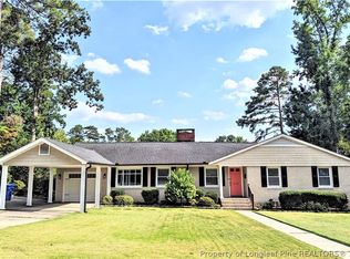 2225 Kingswood Rd, Fayetteville, NC 28303