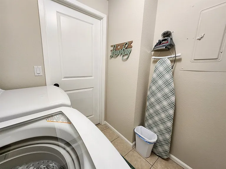 2207 Parker Ave — Photo 26