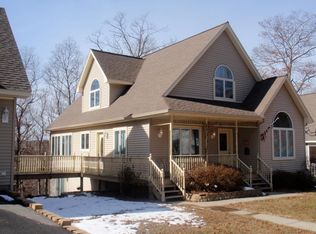 106 Bayview Rd, Niantic, CT 06357