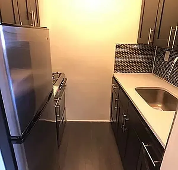 1011 Ocean Ave #2D — Photo 1