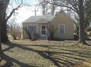 439 S Locust St, Marshfield, MO 65706