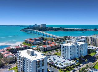 800 S Gulfview Blvd APT 103, Clearwater, FL 33767