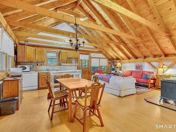 5th image of 113 Deepwood Drive