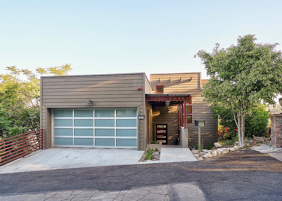 1st image of 1835 Kaweah Dr
