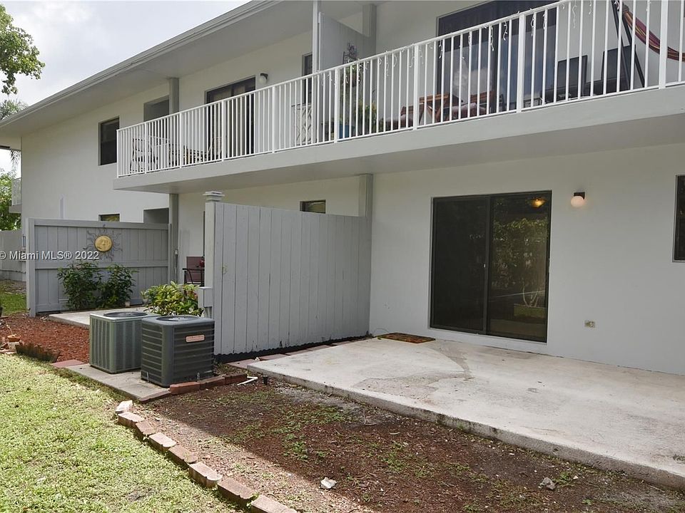 1st image of 1401 NE 53rd St APT 111