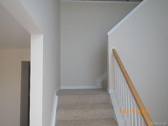 5th image of 1615 N Stirling Ave