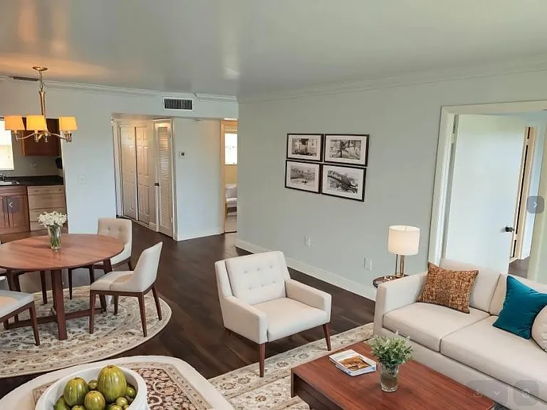 8225 Sunrise Lakes Dr N #303 — Photo 2