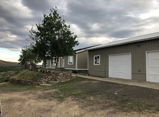 556 Chappel Ln, Moxee, WA 98936