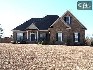 1st image of 102 Falling Leaf Ln