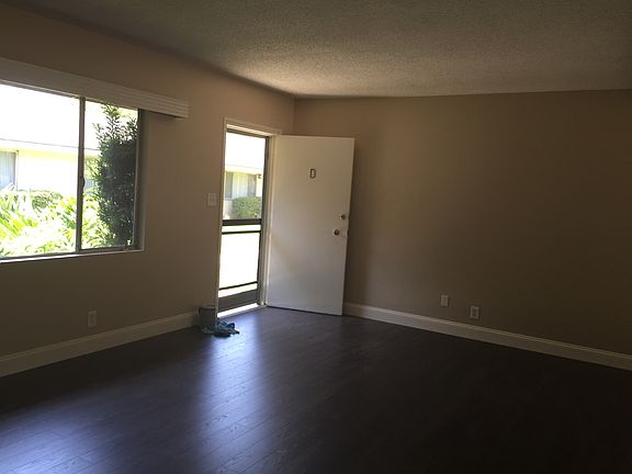 5th image of 306 E Meda Ave APT D