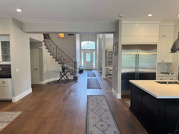 4th image of 5940 Silkwood Way