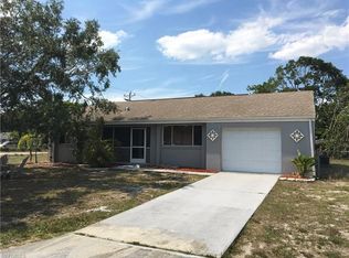 903 SE 34th Ter, Cape Coral, FL 33904