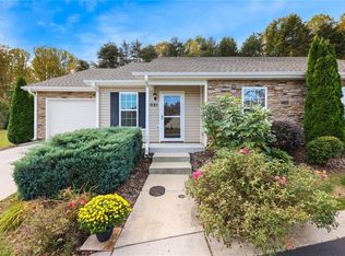 3081 Hyde Place Cir, Winston Salem, NC 27103