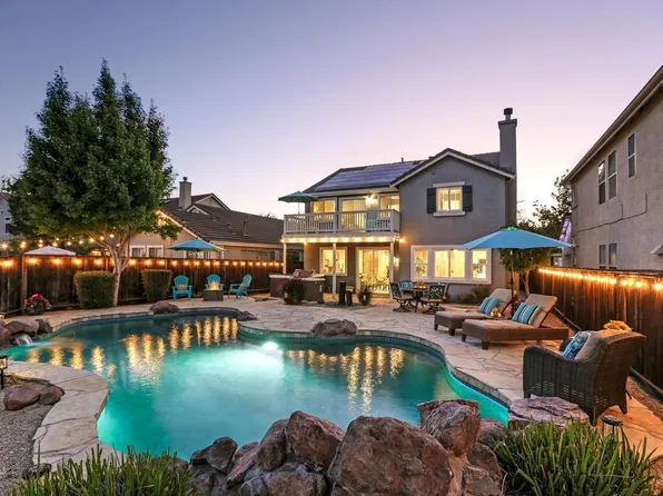 22 Windcatcher Ct, Sacramento, CA 95834
