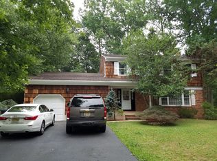 6 Leaf Ln, Matawan, NJ 07747