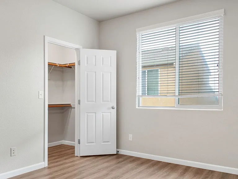 3249 Torrance Ave — Photo 24