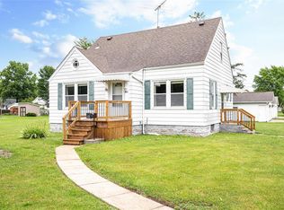 801 Adams St, Gillespie, IL 62033