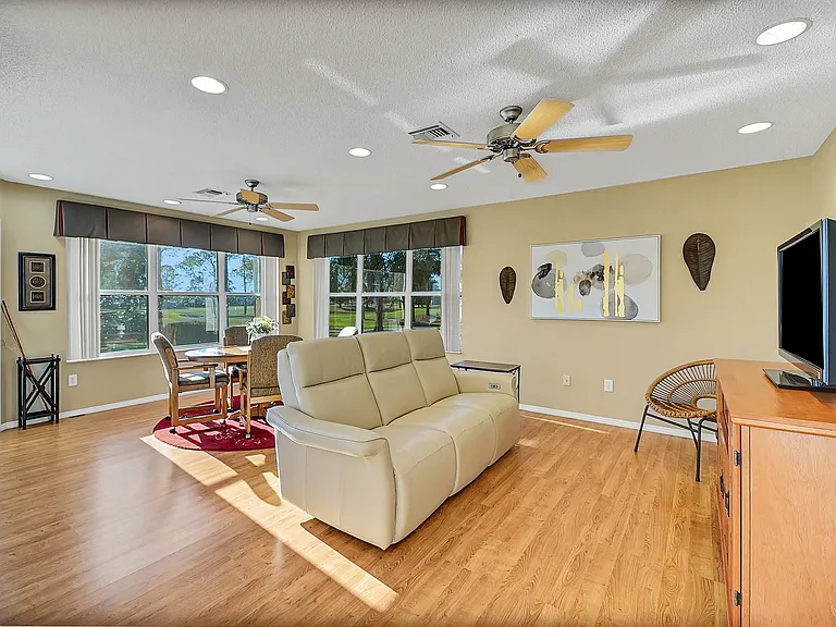 720 Camino Del Rey Dr — Photo 8