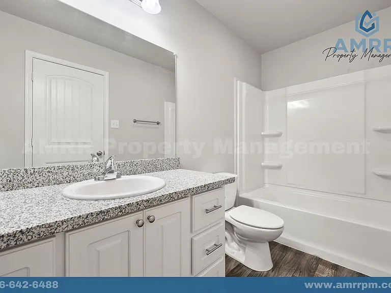 6040 24th St #32 — Photo 16