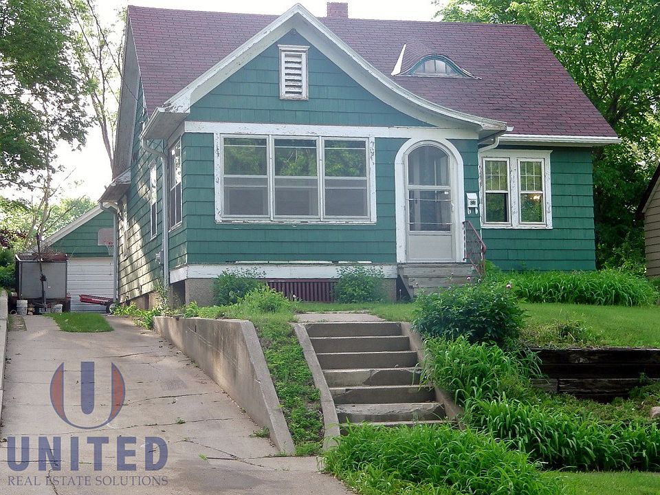 1st image of 3212 Virginia St
