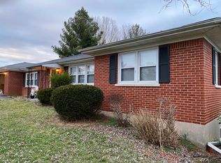 311 Spring Dr, Columbia, KY 42728