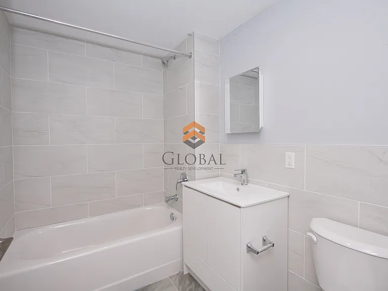 1985 Jerome Ave #6H — Photo 16