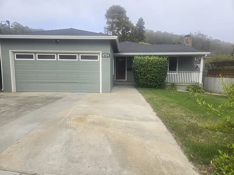 847 Palma St — Photo 1