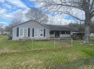 160 W Smith St, Sour Lake, TX 77659